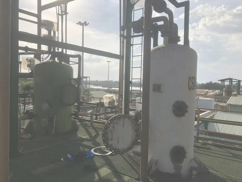 Thiết Bị Xử Lý Nước Được Lót Dán Cao Su Nhập Khẩu Từ Châu Âu Năm 1995 Đến Nay Vẫn Sử Dụng Tốt Sau Hơn 26 Năm